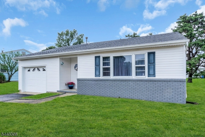 214 Westbrook Drive Berkeley NJ 08757