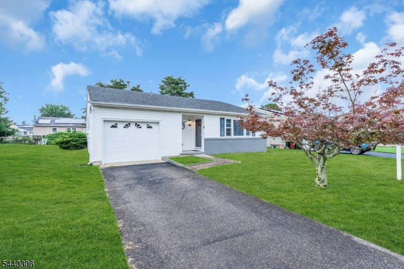 214 Westbrook Drive Berkeley NJ 08757