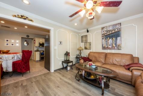52 Mount Pleasant Avenue Woodland Park NJ 07424