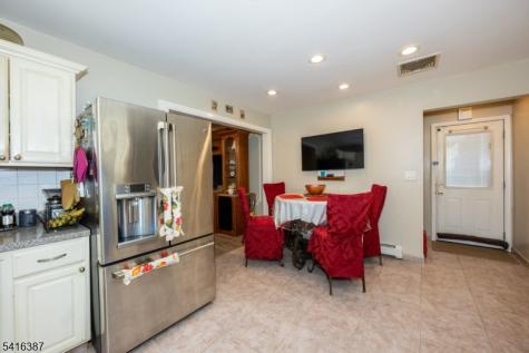 52 Mount Pleasant Avenue Woodland Park NJ 07424