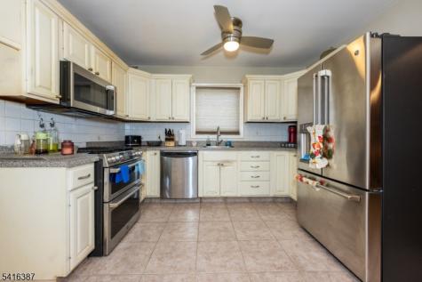52 Mount Pleasant Avenue Woodland Park NJ 07424
