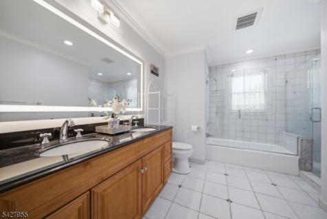 21 Robin Hood Road Parsippany-troy Hills NJ 07950