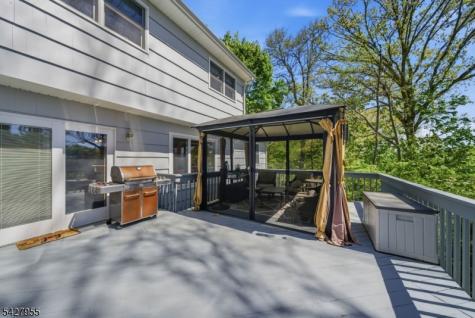 21 Robin Hood Road Parsippany-troy Hills NJ 07950