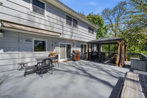 21 Robin Hood Road Parsippany-troy Hills NJ 07950