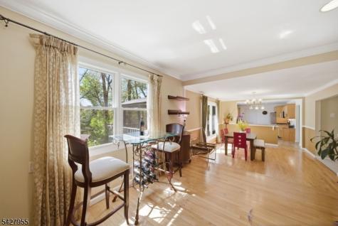21 Robin Hood Road Parsippany-troy Hills NJ 07950