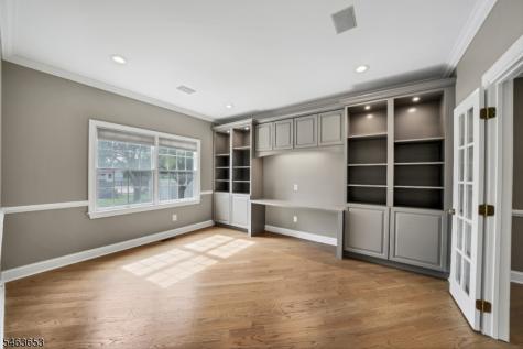 221 Johns Lane Branchburg NJ 08853