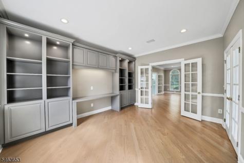 221 Johns Lane Branchburg NJ 08853