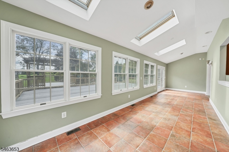 221 Johns Lane Branchburg NJ 08853