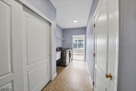 221 Johns Lane Branchburg NJ 08853