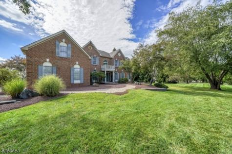 221 Johns Lane Branchburg NJ 08853