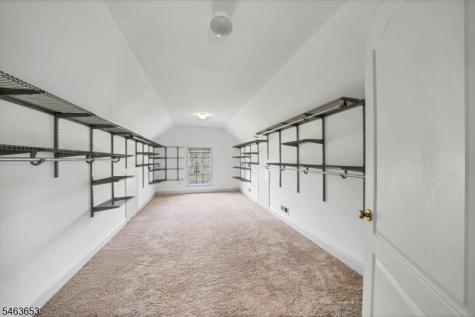 221 Johns Lane Branchburg NJ 08853