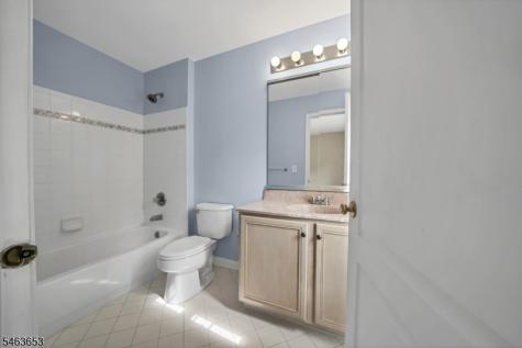 221 Johns Lane Branchburg NJ 08853