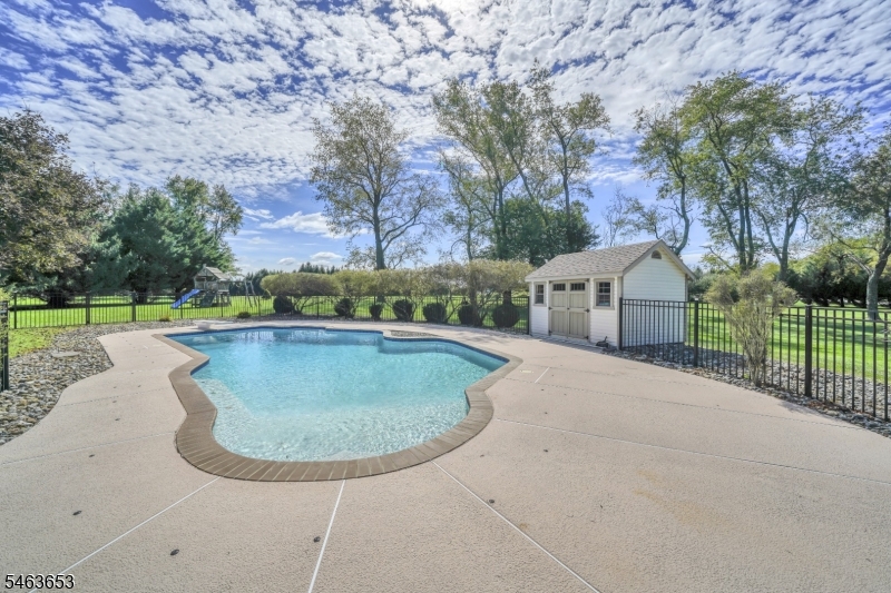 221 Johns Lane Branchburg NJ 08853