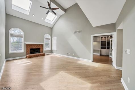 221 Johns Lane Branchburg NJ 08853