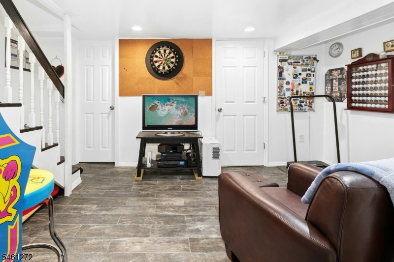 609 Arnett Street Elizabeth NJ 07202