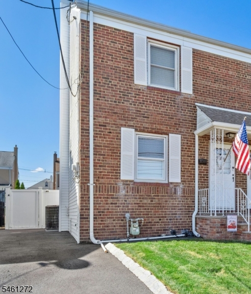 609 Arnett Street Elizabeth NJ 07202