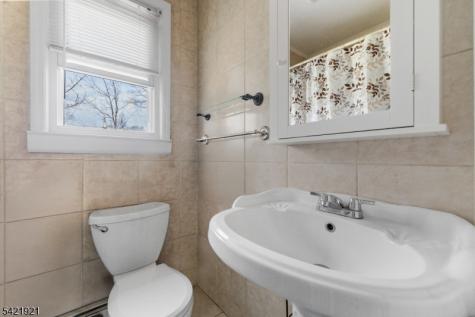 537 Rogers Drive Roxbury NJ 07850