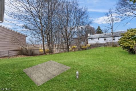 537 Rogers Drive Roxbury NJ 07850