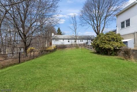 537 Rogers Drive Roxbury NJ 07850