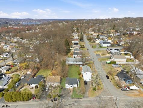 537 Rogers Drive Roxbury NJ 07850