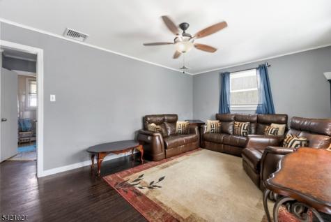 537 Rogers Drive Roxbury NJ 07850