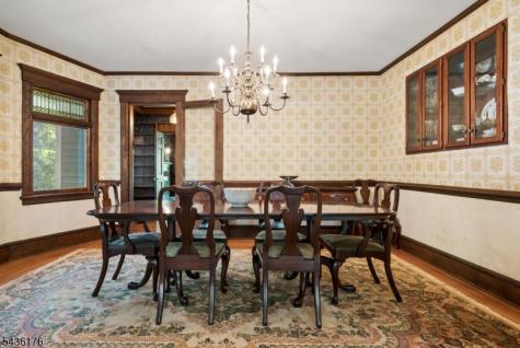 261 Beechwood Avenue Middlesex NJ 08846