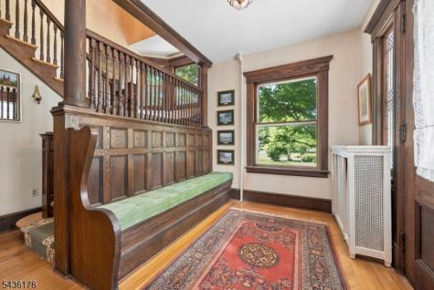 261 Beechwood Avenue Middlesex NJ 08846