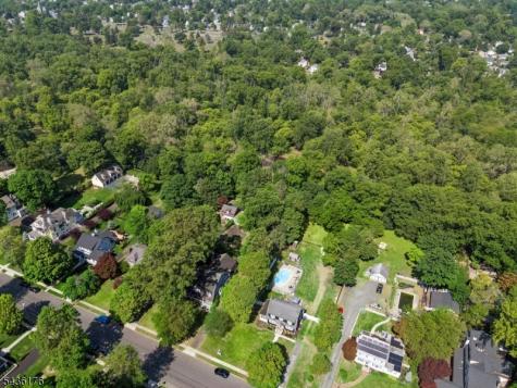 261 Beechwood Avenue Middlesex NJ 08846
