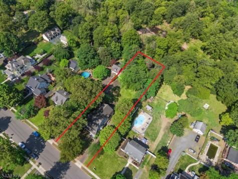 261 Beechwood Avenue Middlesex NJ 08846