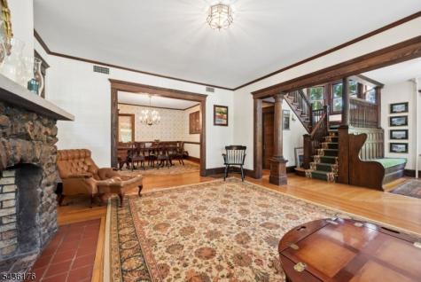261 Beechwood Avenue Middlesex NJ 08846