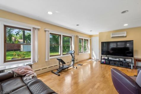 112 Pitt Road Springfield NJ 07081