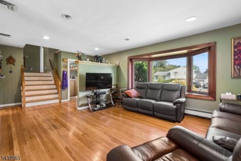 112 Pitt Road Springfield NJ 07081