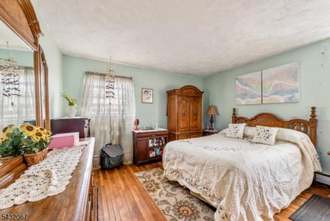 34 Glenwood Terrace Woodbridge NJ 08863