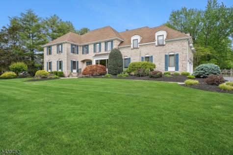 36 Pheasant Run Drive Bernards NJ 07920