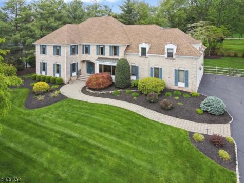36 Pheasant Run Drive Bernards NJ 07920