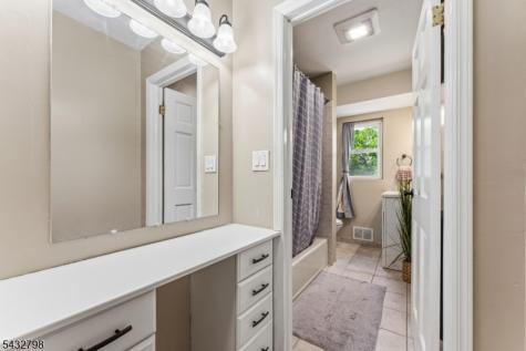 5 Willow Avenue Piscataway NJ 08854