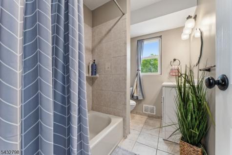 5 Willow Avenue Piscataway NJ 08854