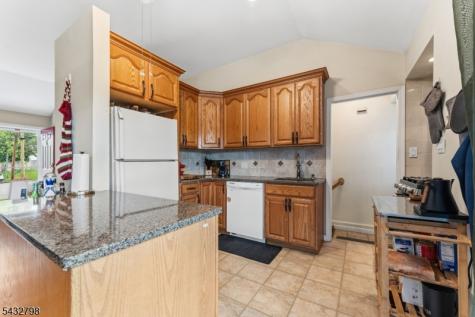 5 Willow Avenue Piscataway NJ 08854