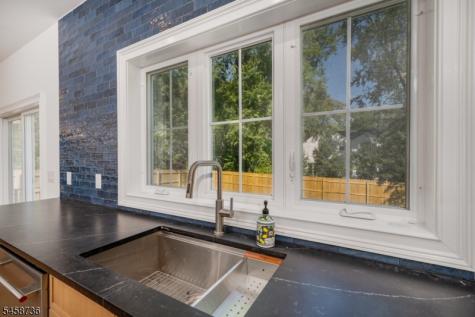 14 Holmes Oval New Providence NJ 07974