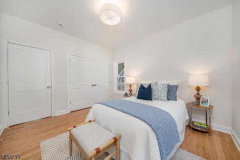 14 Holmes Oval New Providence NJ 07974