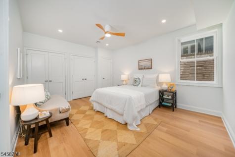 14 Holmes Oval New Providence NJ 07974