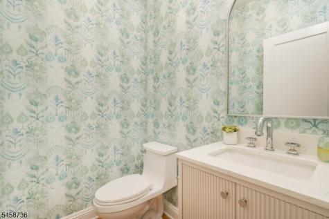 14 Holmes Oval New Providence NJ 07974