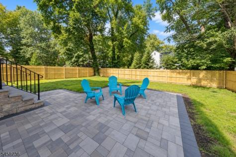 14 Holmes Oval New Providence NJ 07974