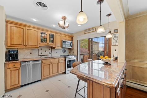 425 Victor Street Saddle Brook NJ 07663