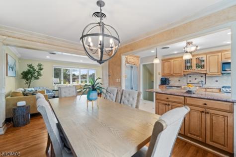 425 Victor Street Saddle Brook NJ 07663