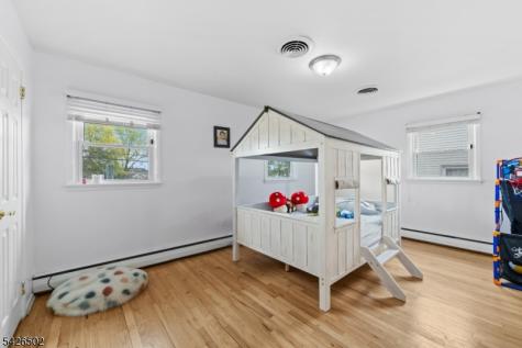 425 Victor Street Saddle Brook NJ 07663