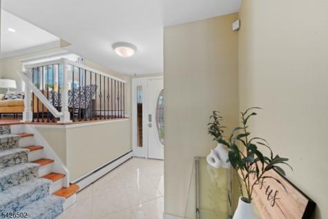 425 Victor Street Saddle Brook NJ 07663