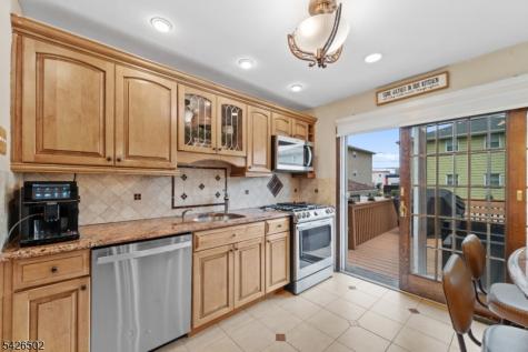 425 Victor Street Saddle Brook NJ 07663