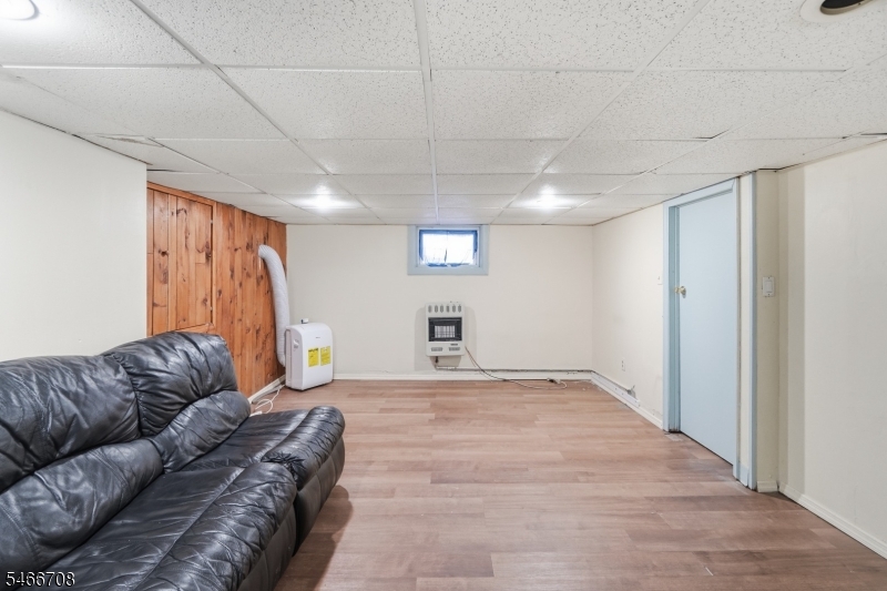 33 Fairbanks Street Hillside NJ 07205