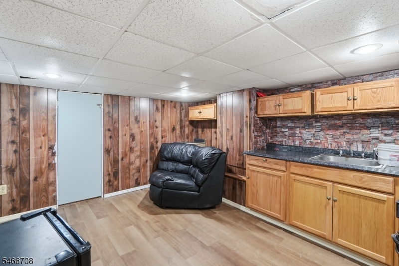 33 Fairbanks Street Hillside NJ 07205